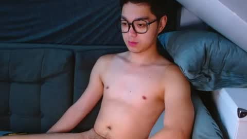 Snapshot of bigshowforyouxx chatting on 6, 7, 2026 Jay online show from 6, 7, 2026