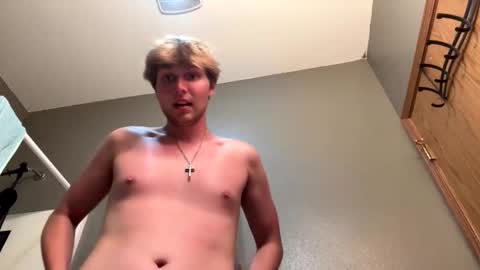 Snapshot of bigskinnyboyshh chatting on 10, 6, 2026 bigskinnyboyshh online show from 10, 6, 2026