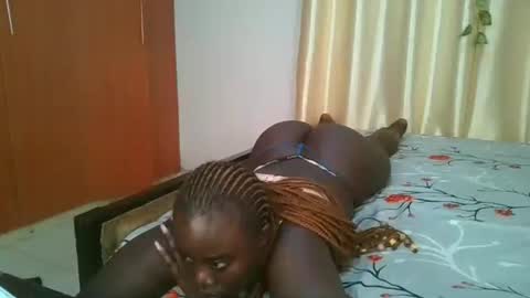 bigtits_baddie online show from 26, 11, 2025