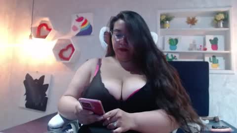 Snapshot of bigtitslaurenriver chatting on 20, 7, 2026 bigtitslaurenriver online show from 20, 7, 2026