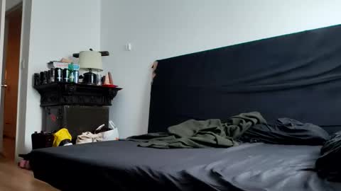 Snapshot of bigtopcircus chatting on 15, 10, 2025 bigtopcircus online show from 15, 10, 2025