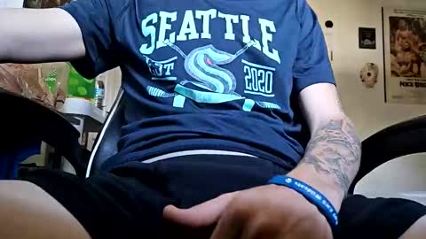 Snapshot of bigwhited2115 chatting on 22, 4, 2026 Onlyfans redheadedwhitedick online show from 22, 4, 2026