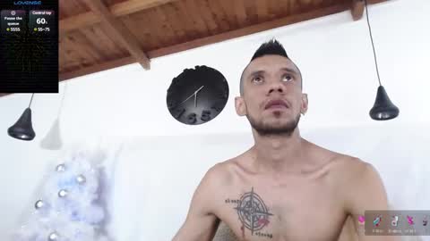 Snapshot of bigzehuz chatting on 9, 12, 2024 andres online show from 9, 12, 2024