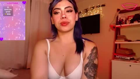 Snapshot of biigbooty_ chatting on 16, 2, 2025 biigbooty_ online show from 16, 2, 2025