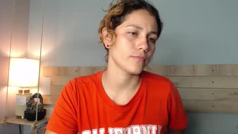 Snapshot of biki_sensual chatting on 14, 10, 2025 hi soy natural girl biki online show from 14, 10, 2025