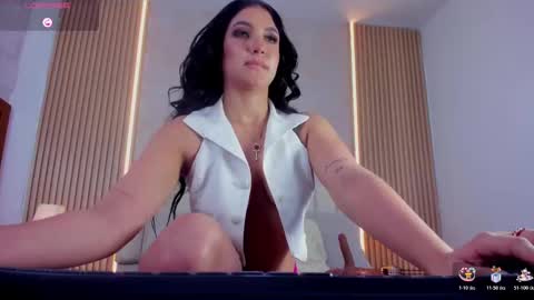 Snapshot of bilie_rouse1 chatting on 20, 11, 2025 Bilie online show from 20, 11, 2025