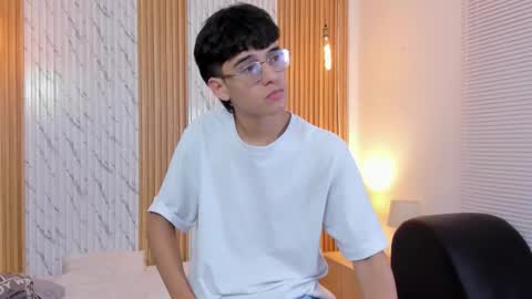 Snapshot of billie_jr chatting on 7, 11, 2025 Billie online show from 7, 11, 2025