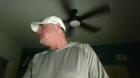 Snapshot of billjames55 chatting on 10, 4, 2026 billjames55 online show from 10, 4, 2026