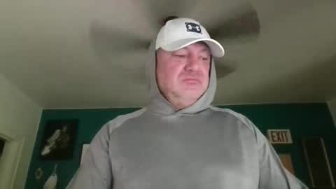 Snapshot of billjames55 chatting on 16, 4, 2026 billjames55 online show from 16, 4, 2026