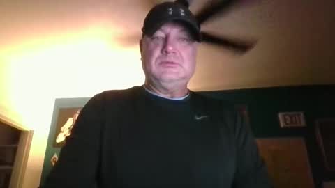 Snapshot of billjames55 chatting on 21, 4, 2026 billjames55 online show from 21, 4, 2026