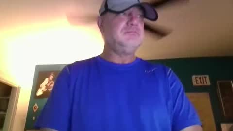 Snapshot of billjames55 chatting on 26, 4, 2026 billjames55 online show from 26, 4, 2026