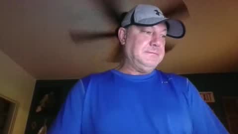 Snapshot of billjames55 chatting on 27, 4, 2026 billjames55 online show from 27, 4, 2026