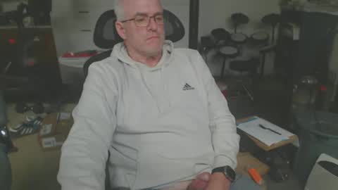 Snapshot of billp750876 chatting on 26, 4, 2026 billp750876 online show from 26, 4, 2026