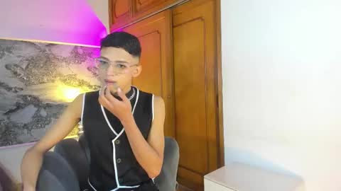 Snapshot of billy_jamees chatting on 8, 2, 2026 Sam online show from 8, 2, 2026