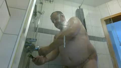 bin_gespannt43 online show from 9, 8, 2026