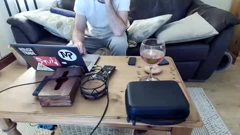 Snapshot of bindmedown chatting on 11, 4, 2026 bindmedown online show from 11, 4, 2026