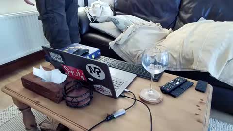 Snapshot of bindmedown chatting on 30, 4, 2026 bindmedown online show from 30, 4, 2026