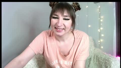 birdie_kiss online show from 17, 4, 2026