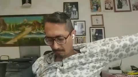 Manu O online show from 14, 10, 2025