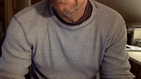 Snapshot of bisonbar chatting on 12, 3, 2026 BisonBar online show from 12, 3, 2026