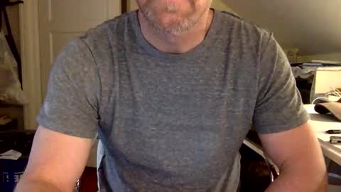 Snapshot of bisonbar chatting on 27, 3, 2026 BisonBar online show from 27, 3, 2026