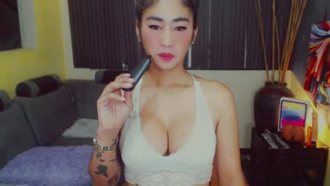 Snapshot of bitchcommanderstella chatting on 25, 3, 2026 3 online show from 25, 3, 2026