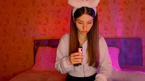 Snapshot of bitter__peach chatting on 6, 3, 2026 Margo online show from 6, 3, 2026