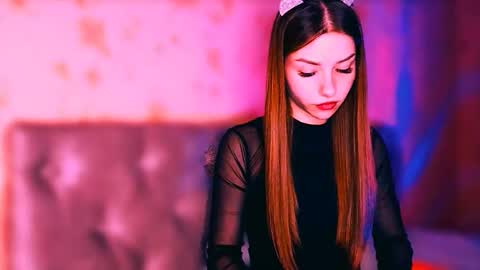 Snapshot of bitter__peach chatting on 10, 3, 2026 Margo online show from 10, 3, 2026