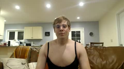 Snapshot of bittyboiii chatting on 2, 11, 2025 BittyBoi online show from 2, 11, 2025