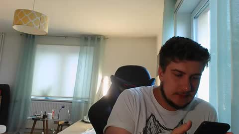 Snapshot of bjguyhugecock chatting on 30, 5, 2026 bjguyhugecock online show from 30, 5, 2026