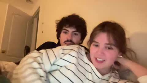 Snapshot of bkws985 chatting on 17, 3, 2026 bkws985 online show from 17, 3, 2026