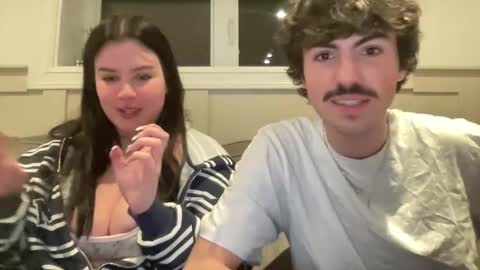 Snapshot of bkws985 chatting on 4, 4, 2026 bkws985 online show from 4, 4, 2026