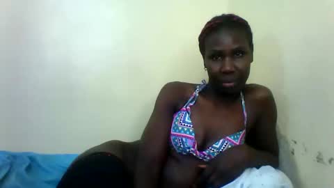 Snapshot of black_divas1 chatting on 3, 3, 2026 black_divas1 online show from 3, 3, 2026