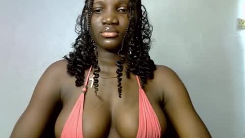 Snapshot of black_ebonyqueen chatting on 20, 10, 2025 Esthy online show from 20, 10, 2025