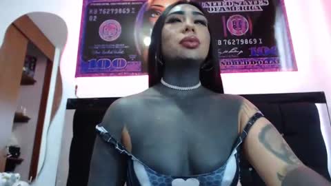 Snapshot of black_eyestattoo chatting on 3, 1, 2025 karenth soto online show from 3, 1, 2025