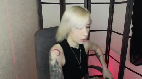 Snapshot of black_orchides chatting on 27, 3, 2026 Emily online show from 27, 3, 2026