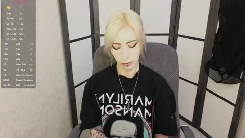 Snapshot of black_orchides chatting on 14, 4, 2026 Emily online show from 14, 4, 2026