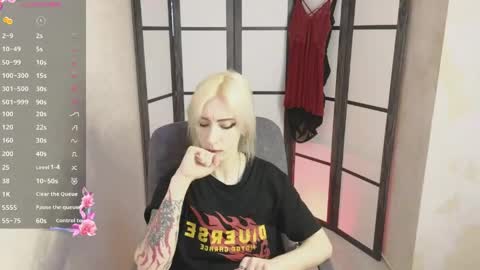 Snapshot of black_orchides chatting on 16, 5, 2026 Emily online show from 16, 5, 2026