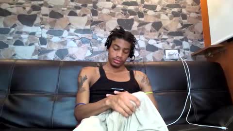 Snapshot of blackbulltitus chatting on 23, 4, 2026 BlackBullTitus online show from 23, 4, 2026