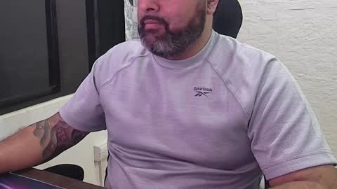 Snapshot of blackfirebird chatting on 17, 10, 2025 blackfirebird online show from 17, 10, 2025