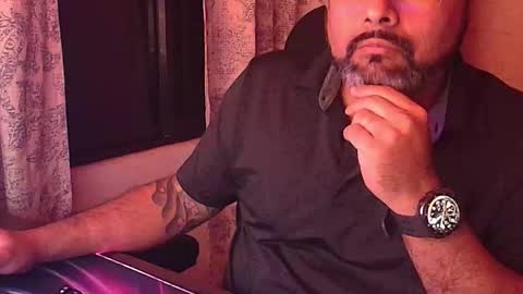 Snapshot of blackfirebird chatting on 18, 11, 2025 blackfirebird online show from 18, 11, 2025