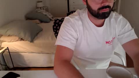 Snapshot of blackfox33 chatting on 22, 9, 2025 blackfox33 online show from 22, 9, 2025