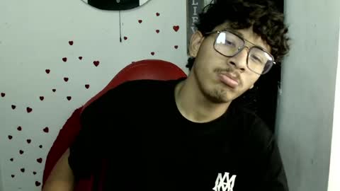 Snapshot of blackfox_desire chatting on 18, 5, 2026 mateo online show from 18, 5, 2026