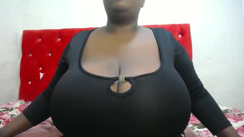 blackladyqx online show from 9, 12, 2024