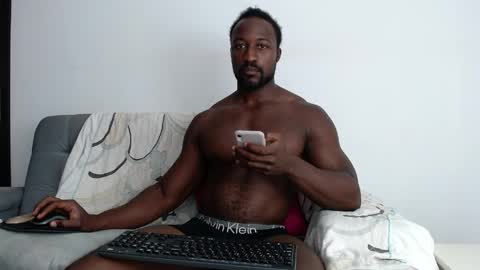 Snapshot of blacknikes chatting on 17, 4, 2026 Twtter 1MikeBeckford Onlyfns beckfordmike online show from 17, 4, 2026
