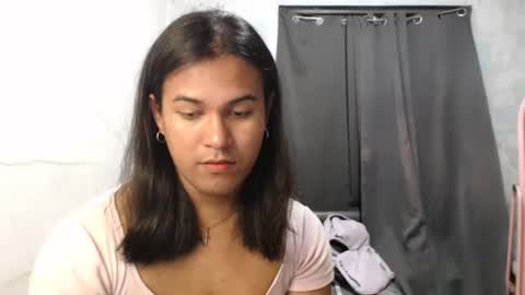 Ellez online show from 2, 12, 2025