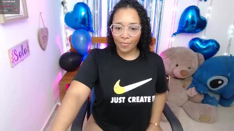 Snapshot of blackqueen_18 chatting on 24, 12, 2024 blackqueen_18 online show from 24, 12, 2024