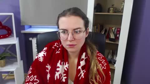 Z O E Y online show from 18, 1, 2025