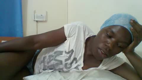 Snapshot of blacksexygal chatting on 24, 4, 2026 SARAH online show from 24, 4, 2026