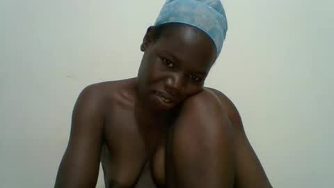 Snapshot of blacksexygal chatting on 26, 4, 2026 SARAH online show from 26, 4, 2026